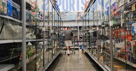 The California Shoplifting Law That Trump Says Is Too Lenient.